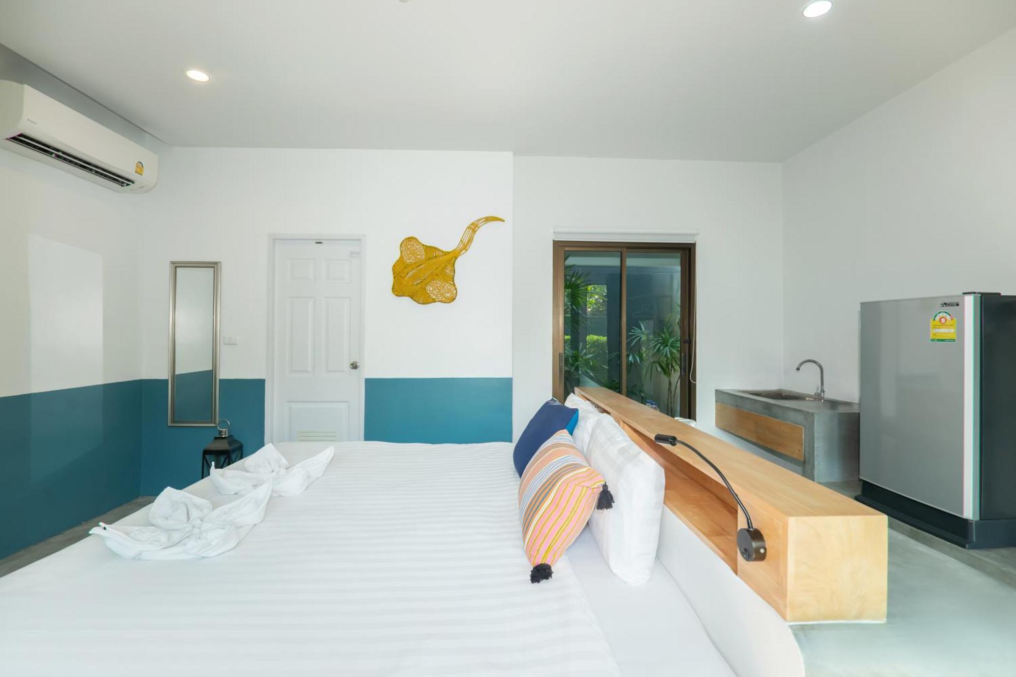 Kraam Silhouette Hotel And Cafe Phuket Chalong Exterior foto